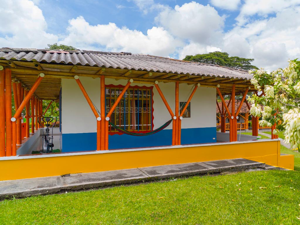 detur, de tur, detur finca hotel shalom la dorada, eje cafetero, montenegro, la tebaida, fincas, quindío fincas, fincas, turismo, descanzo, vacaciones, finca hotel