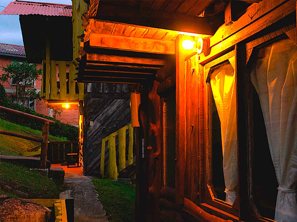 detur, de tur, detur, glamping, cabañas mónaco, glamping eje cafetero, Santa Rosa de cabal, Risaralda, hospedaje, turismo, descanzo, vacaciones, hotel