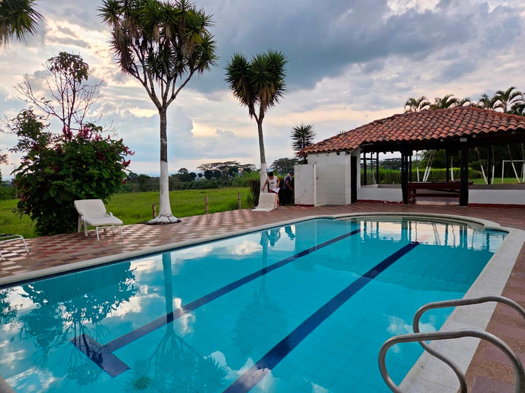 detur, de tur, detur fincas fincas en Armenia, fincas en alquiler Armenia, alquiler de fincas en Armenia, fincas turísticas en Armenia, finca vacacional Armenia, finca campestre Armenia, fincas en el eje cafetero