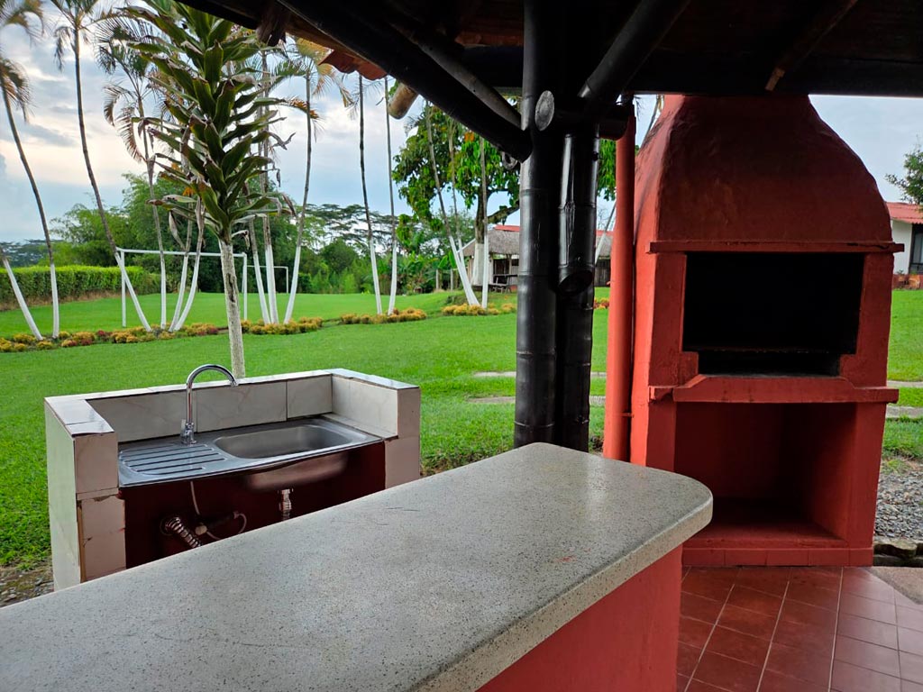 detur, de tur, detur fincas fincas en Armenia, fincas en alquiler Armenia, alquiler de fincas en Armenia, fincas turísticas en Armenia, finca vacacional Armenia, finca campestre Armenia, fincas en el eje cafetero