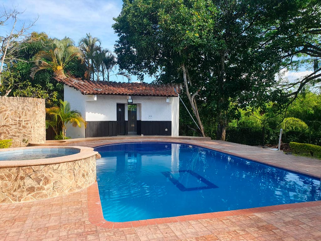 detur, de tur, detur fincas fincas en La Tebaida, fincas en alquiler La Tebaida, alquiler de fincas en La Tebaida, fincas turísticas en La Tebaida, finca vacacional La Tebaida, finca campestre La Tebaida, fincas en el eje cafetero