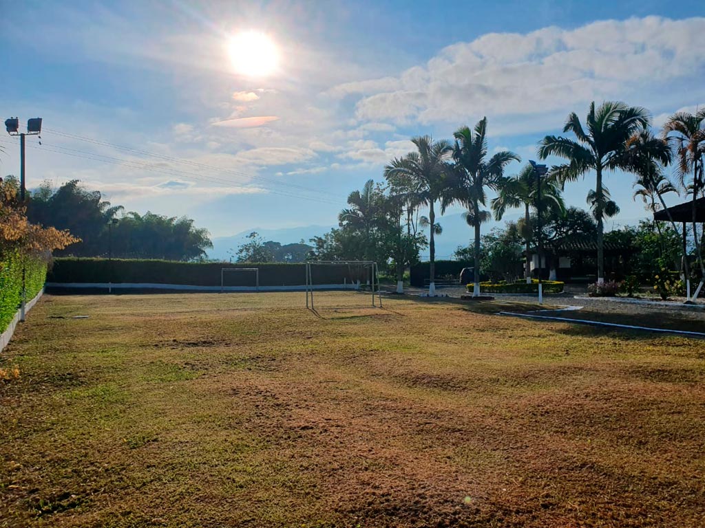 detur, de tur, detur fincas fincas en La Tebaida, fincas en alquiler La Tebaida, alquiler de fincas en La Tebaida, fincas turísticas en La Tebaida, finca vacacional La Tebaida, finca campestre La Tebaida, fincas en el eje cafetero