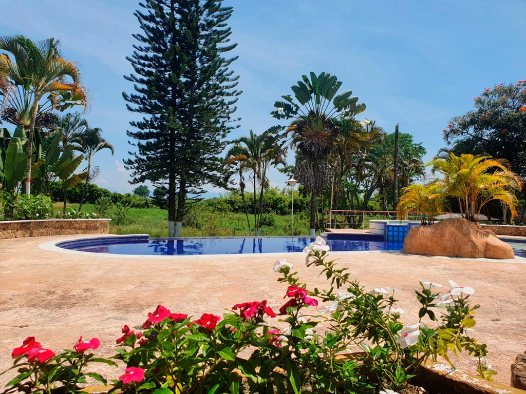 detur, de tur, detur fincas fincas en Montenegro, fincas en alquiler Montenegro, alquiler de fincas en Montenegro, fincas turísticas en Montenegro, finca vacacional Montenegro, finca campestre Montenegro, fincas en el eje cafetero