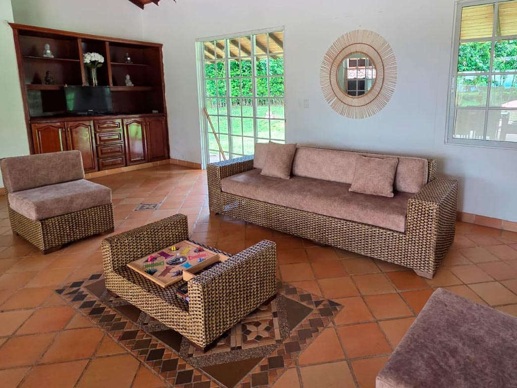 detur, de tur, detur fincas fincas en Montenegro, fincas en alquiler Montenegro, alquiler de fincas en Montenegro, fincas turísticas en Montenegro, finca vacacional Montenegro, finca campestre Montenegro, fincas en el eje cafetero